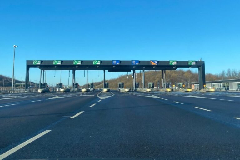 toll gates at the Øresund Bridge
