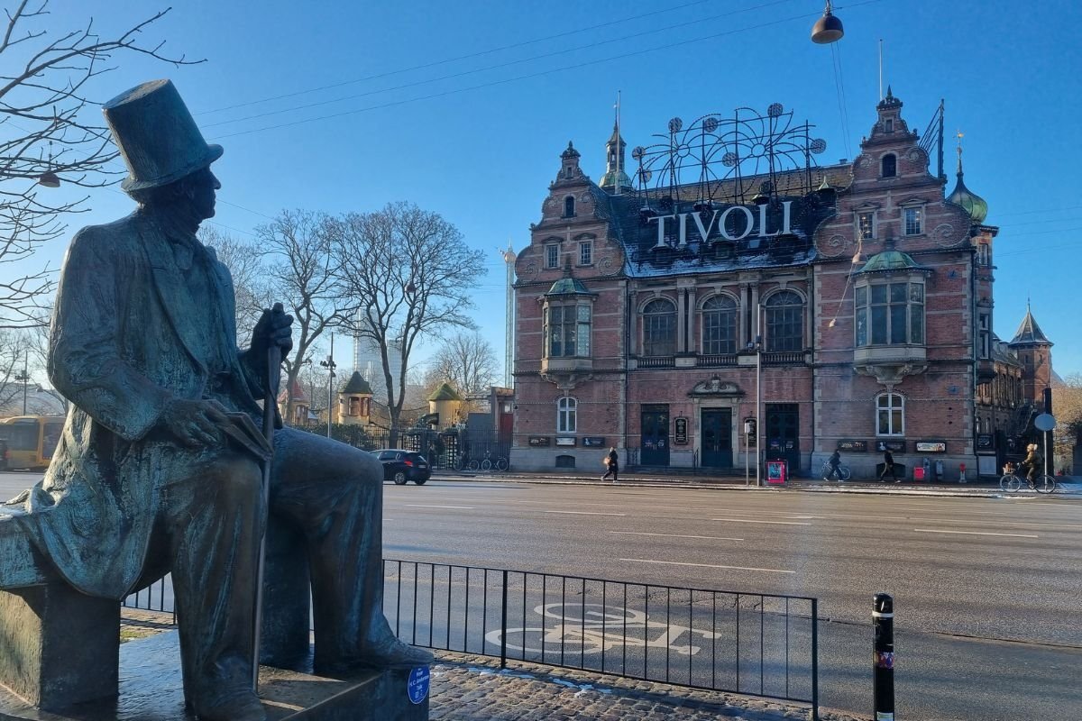 Entrance to Tivoli Gardens in Copenhagen with the Hans Christian Andersen statue
